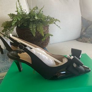 J Renee black patent leather slingback pump NWB